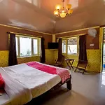 Oyo 43476 Vatika Resort