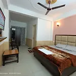 Thakur Homestay Shoghi