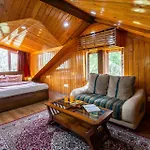 Stayvista At Simla Manor