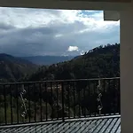 Thakur Homes- Couple And Family Friendly Homestay
