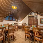 Wingait Inn - Hotel Near Mall Road