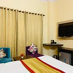 Hotel Aachman Regency With Rooftop Terrace