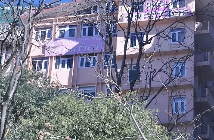 Hotel Prestige