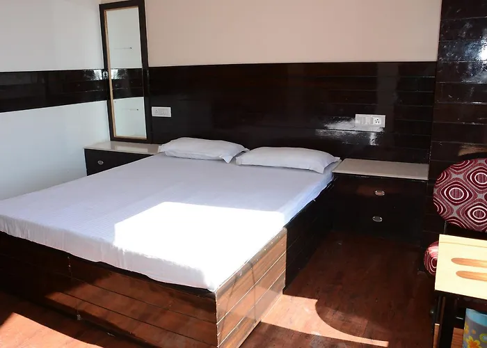 Hotel Basant