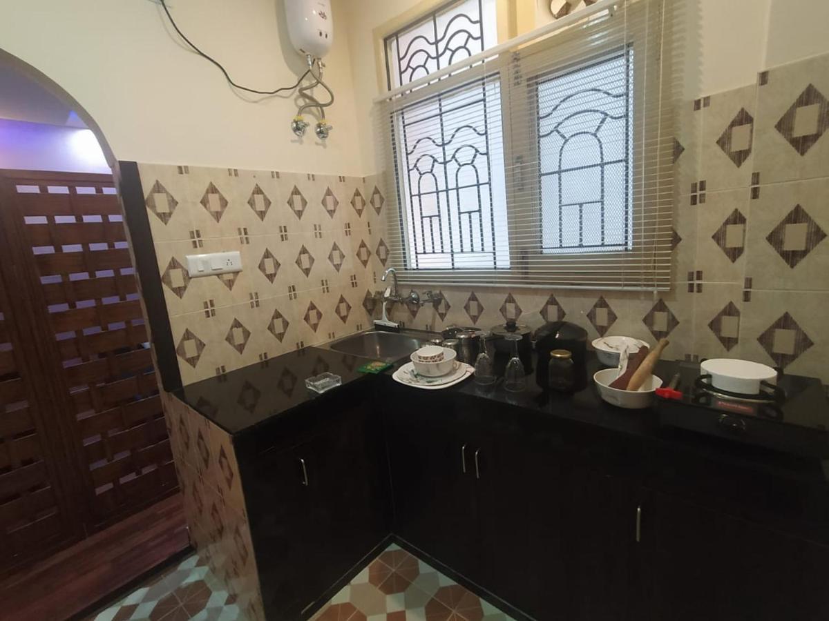 Apartment Deluxe Homestay With Kitchen In *
