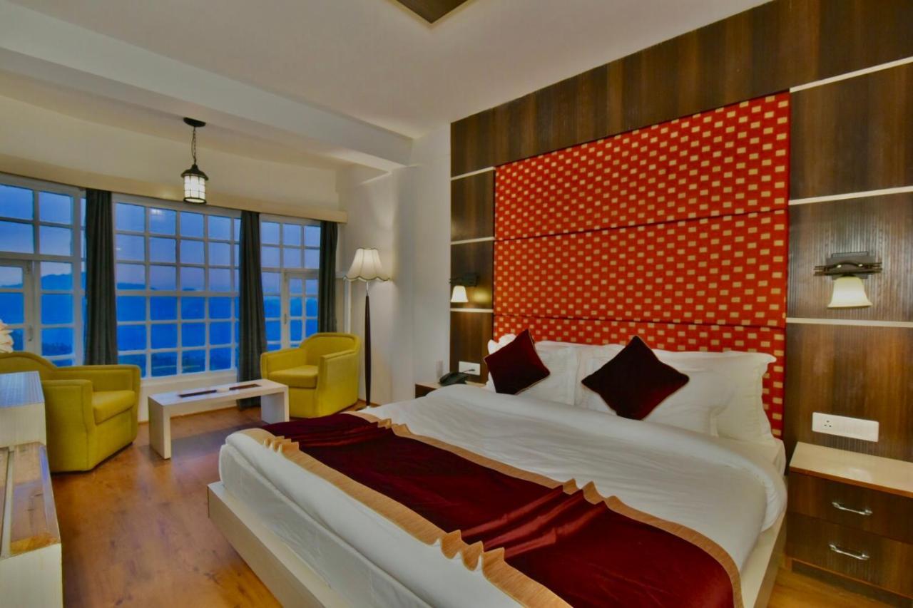 Hillcrest By Dls Resort *