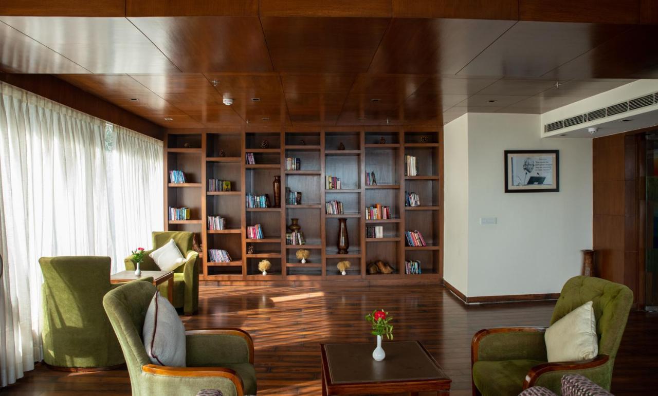 Royal Tulip Luxury Hotel, Kufri,