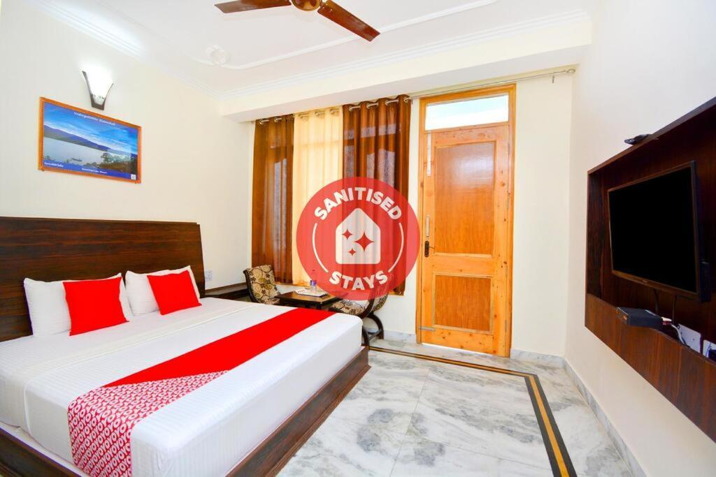 Vivek Palace