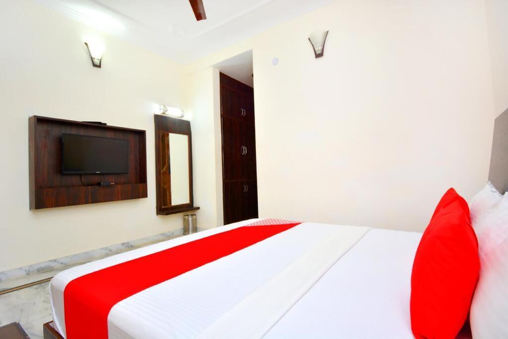 Vivek Palace