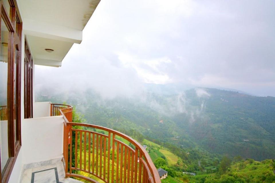 Vivek Palace 3*