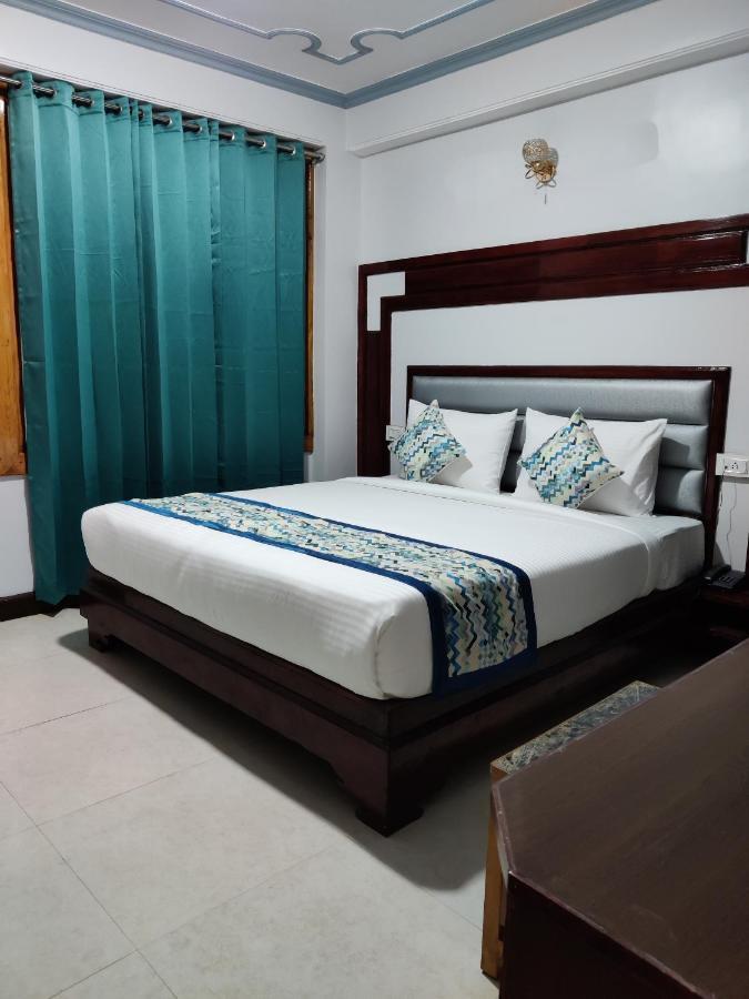 Bed & Breakfast Golden Oak *