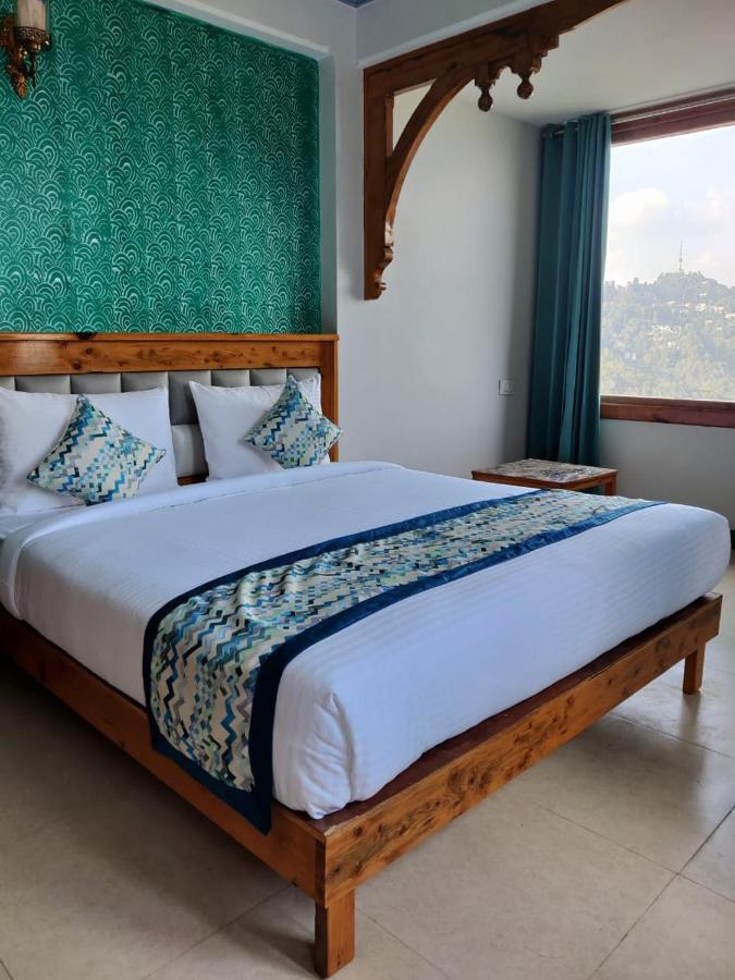Golden Oak Bed & Breakfast
