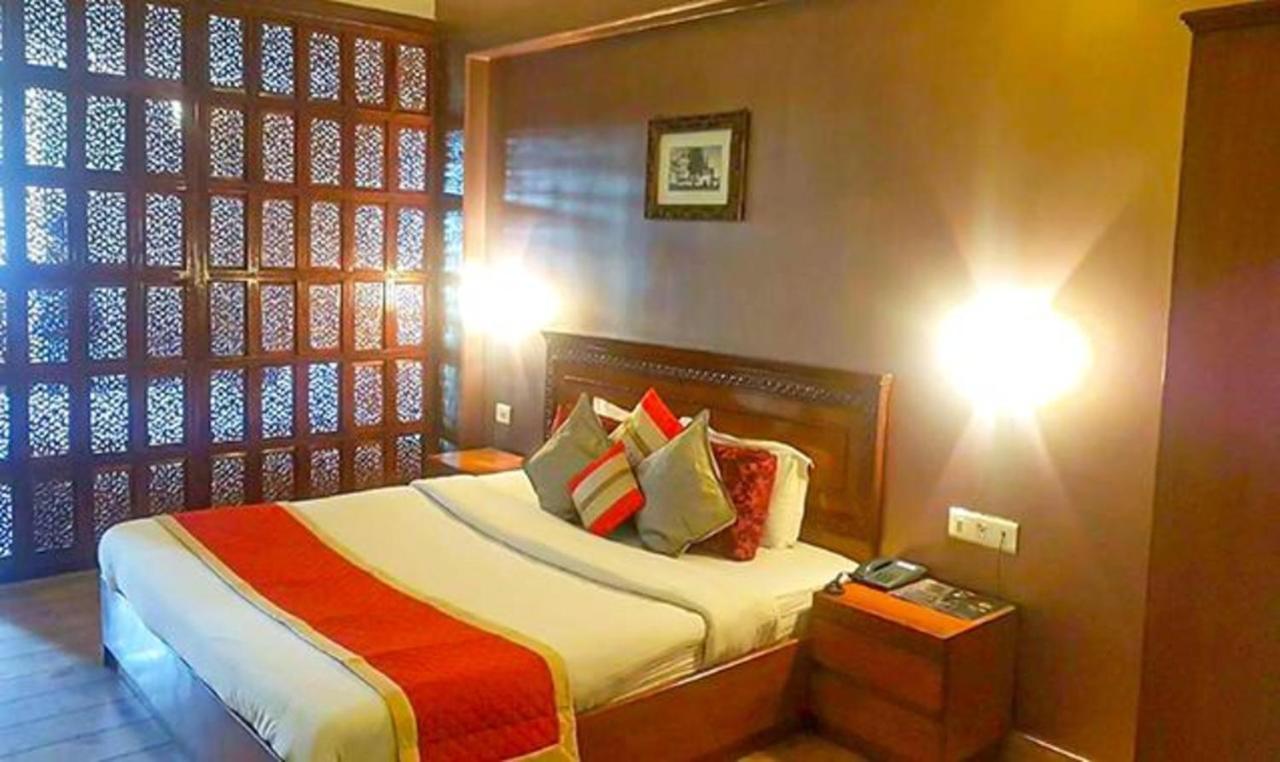 Wingait - Near Mall Road Hotel 3*