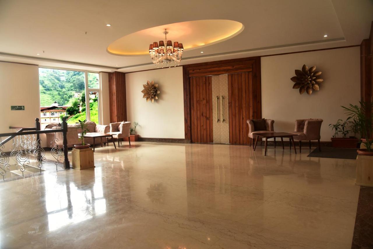 The Orchid Hotel 5*
