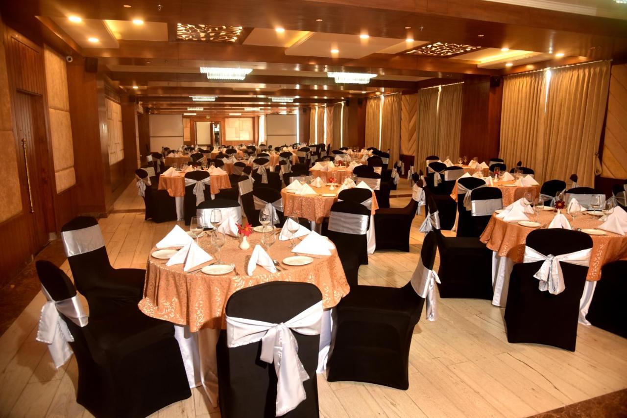 Hotel The Orchid 5*