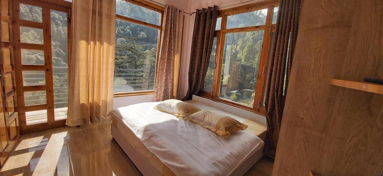 Solitude Inn Bnb * Shimla