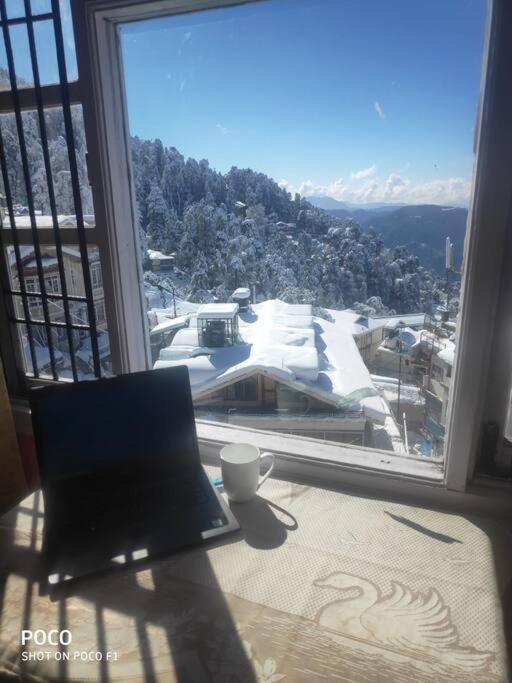 Valleyview Open Balcony Near Ridge Mall *