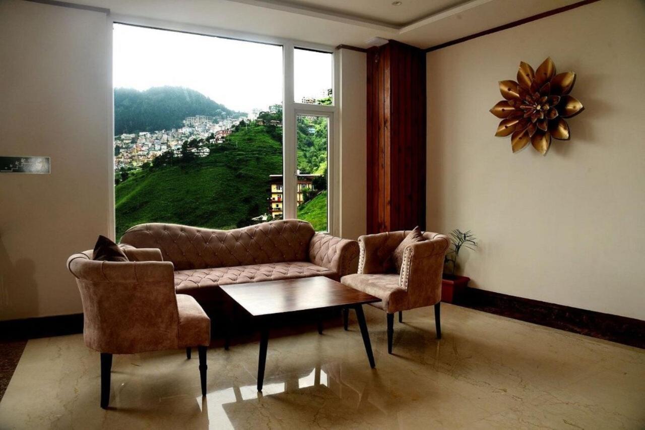 Hotel The Orchid 5*