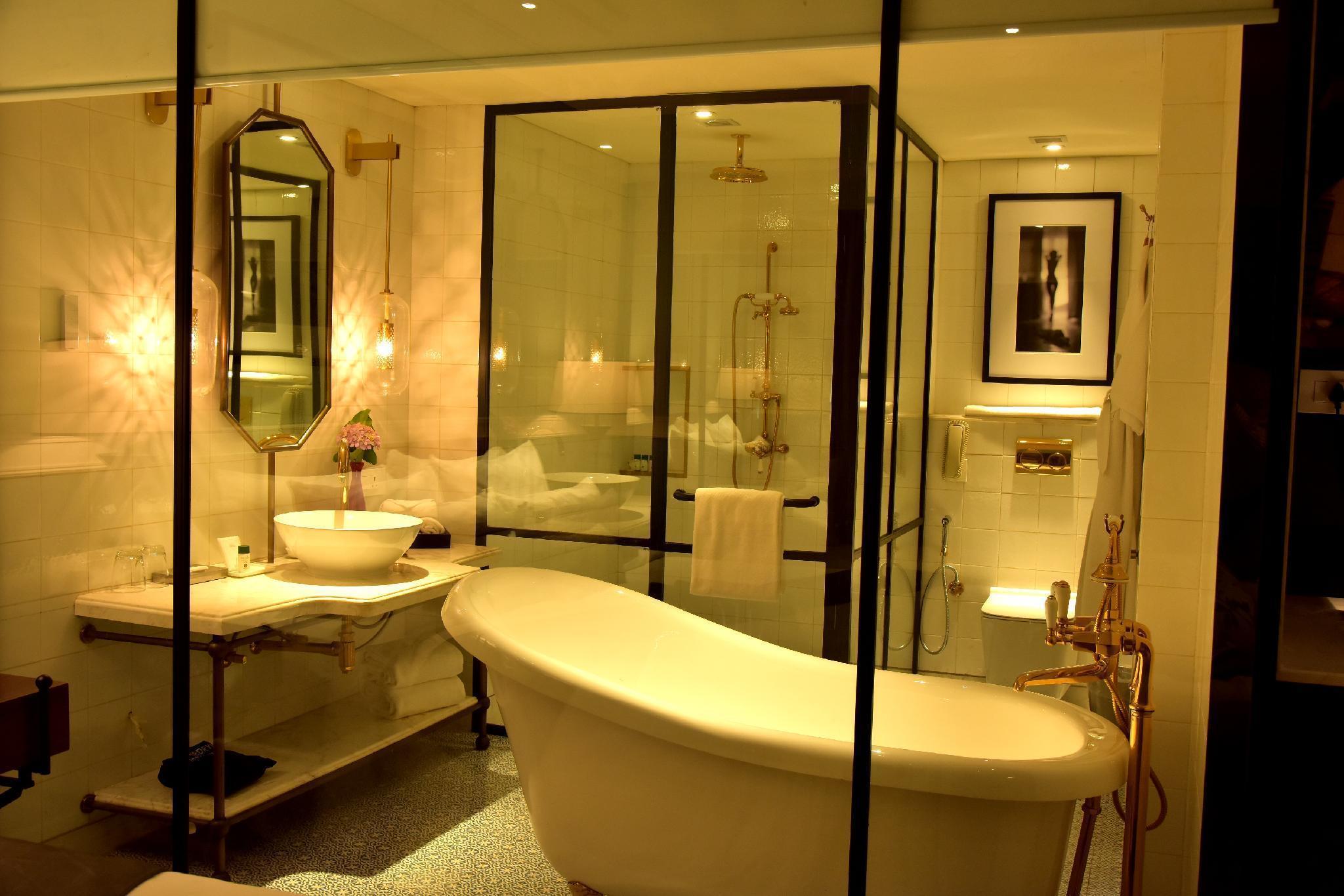 Radisson Hotel 5*