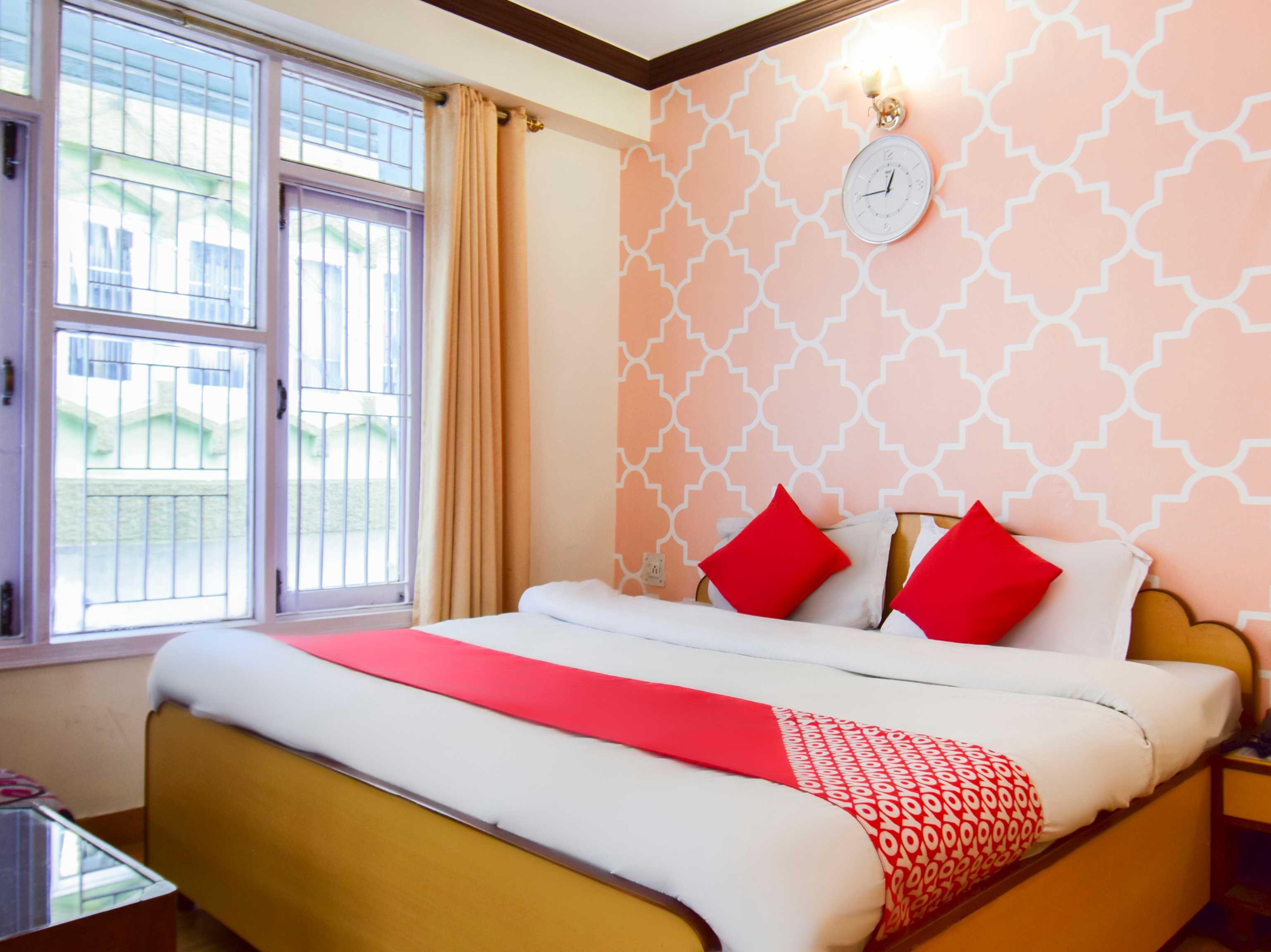 Hotel Super Collection O Mall Road Formerly Shubham