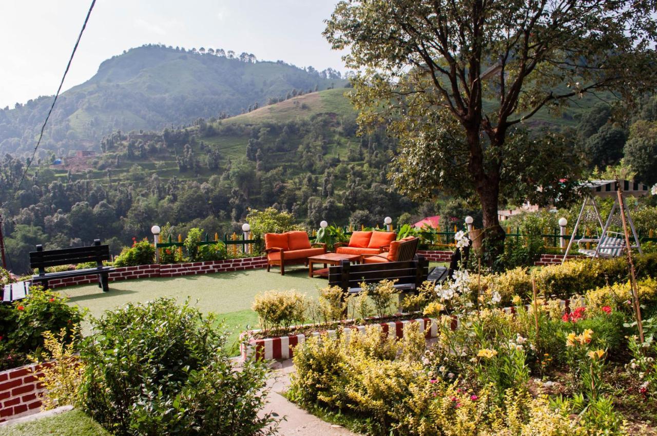 Resort Oakwood Hamlet Shimla