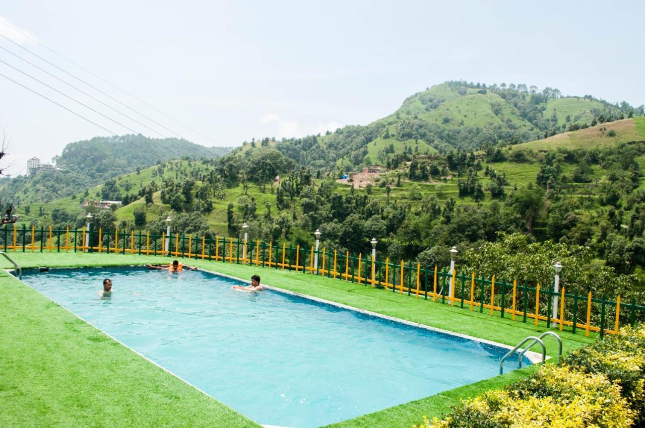 Resort Oakwood Hamlet Shimla