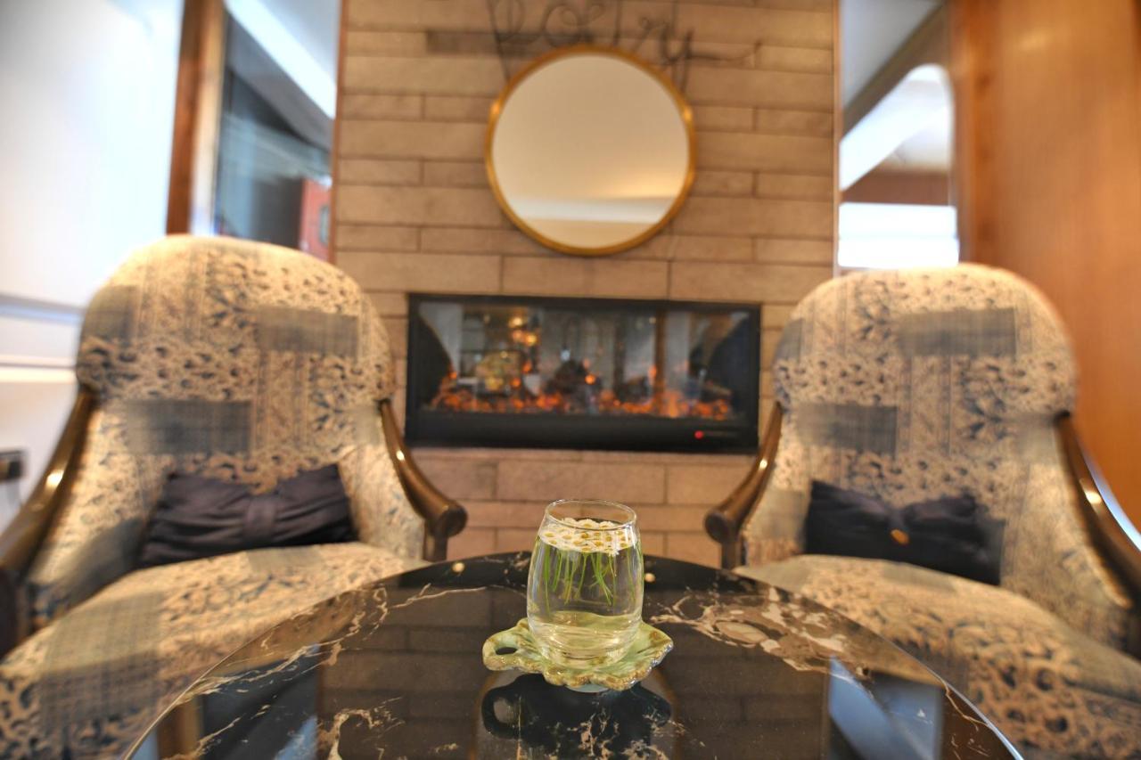 The Cedar Grand And Hotel 4*