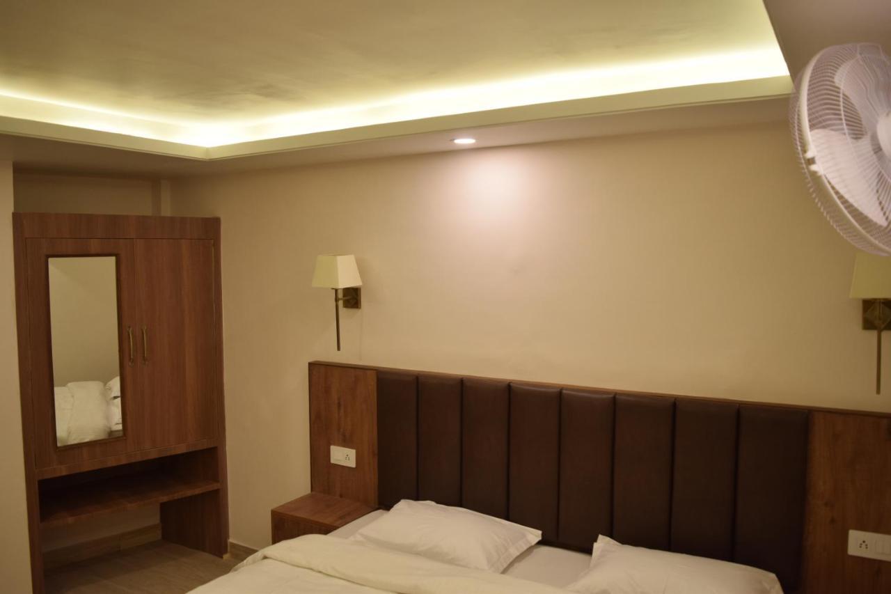 Himcasa - A Unit Of Vikrant Hotel 3*