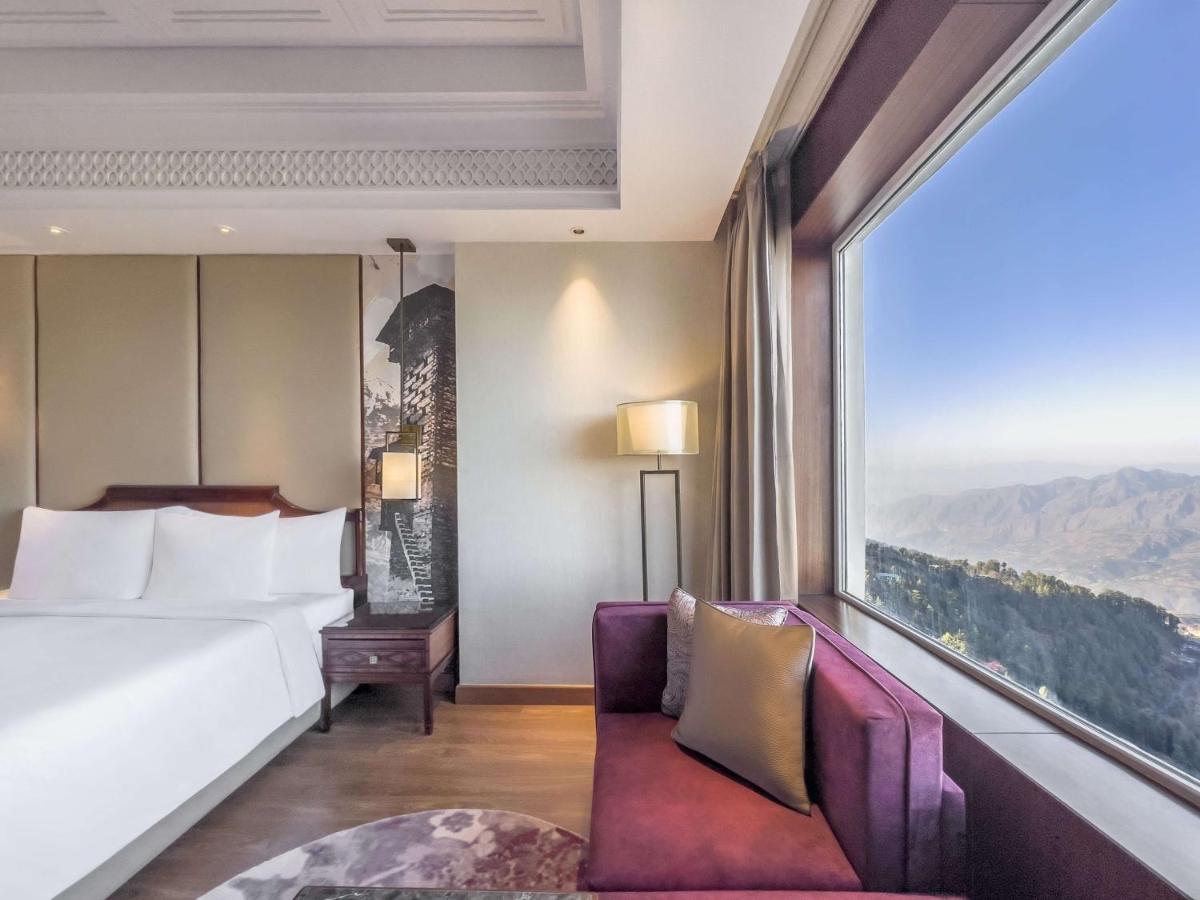 Radisson Kufri 5*
