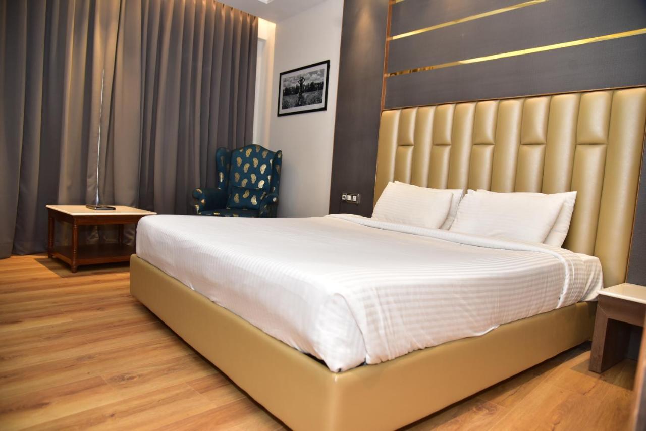The Cedar Grand And Hotel 4*