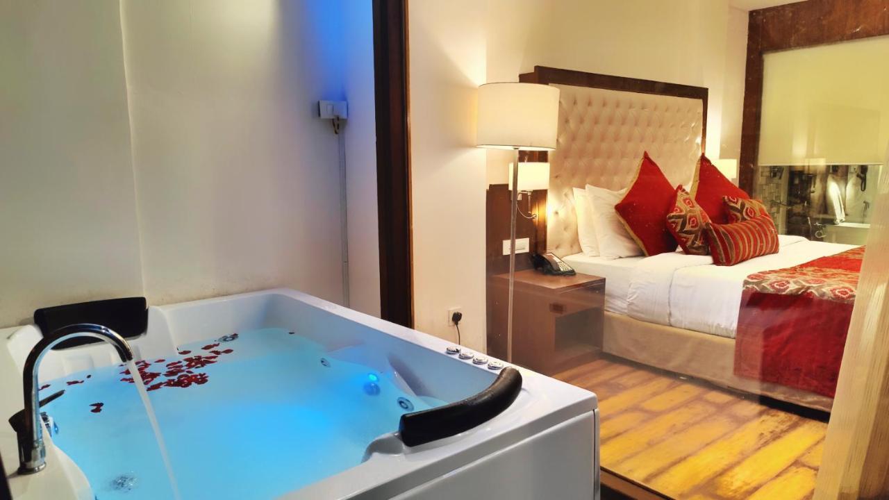 Royale Retreat - Luxury In
