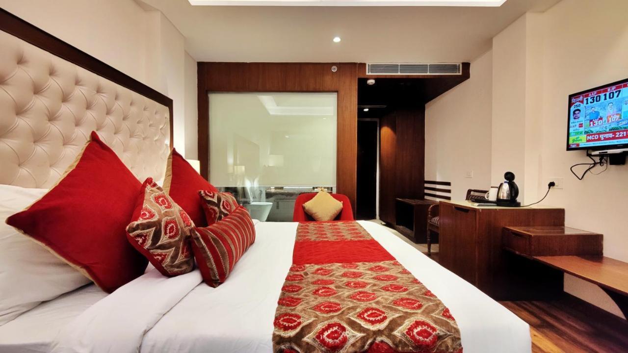 Royale Retreat - Luxury In Hotel 4*