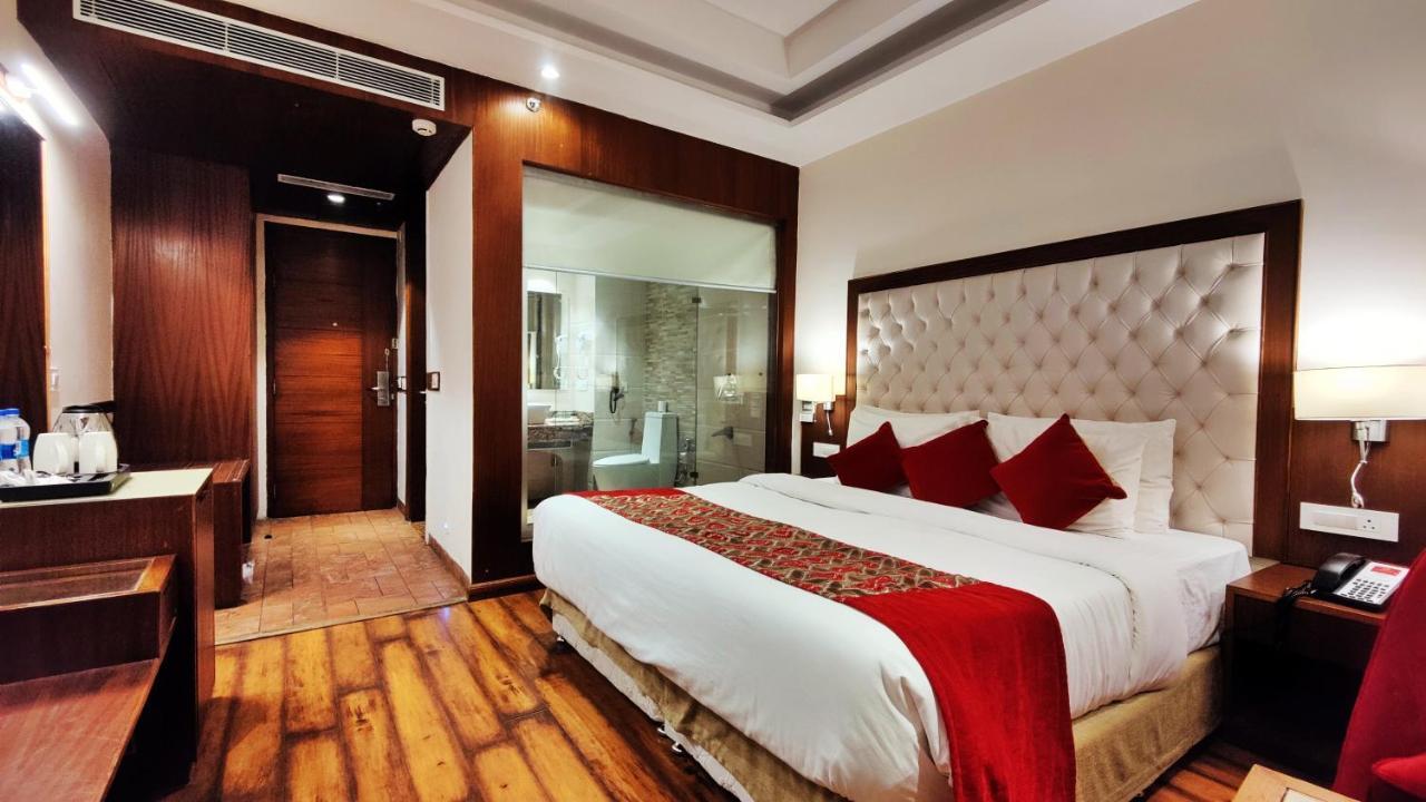 Royale Retreat - Luxury In Hotel Shimla