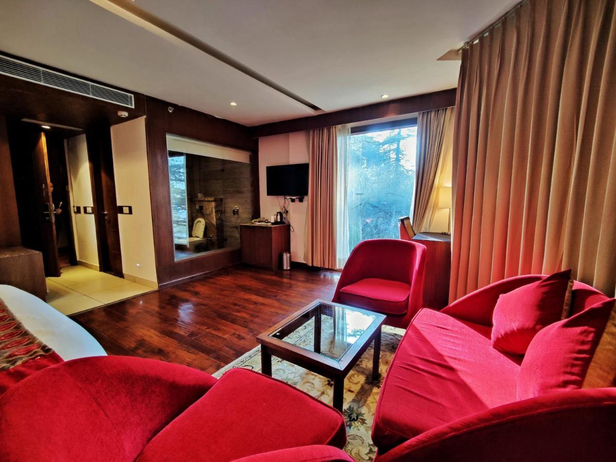 Hotel Royale Retreat - Luxury In