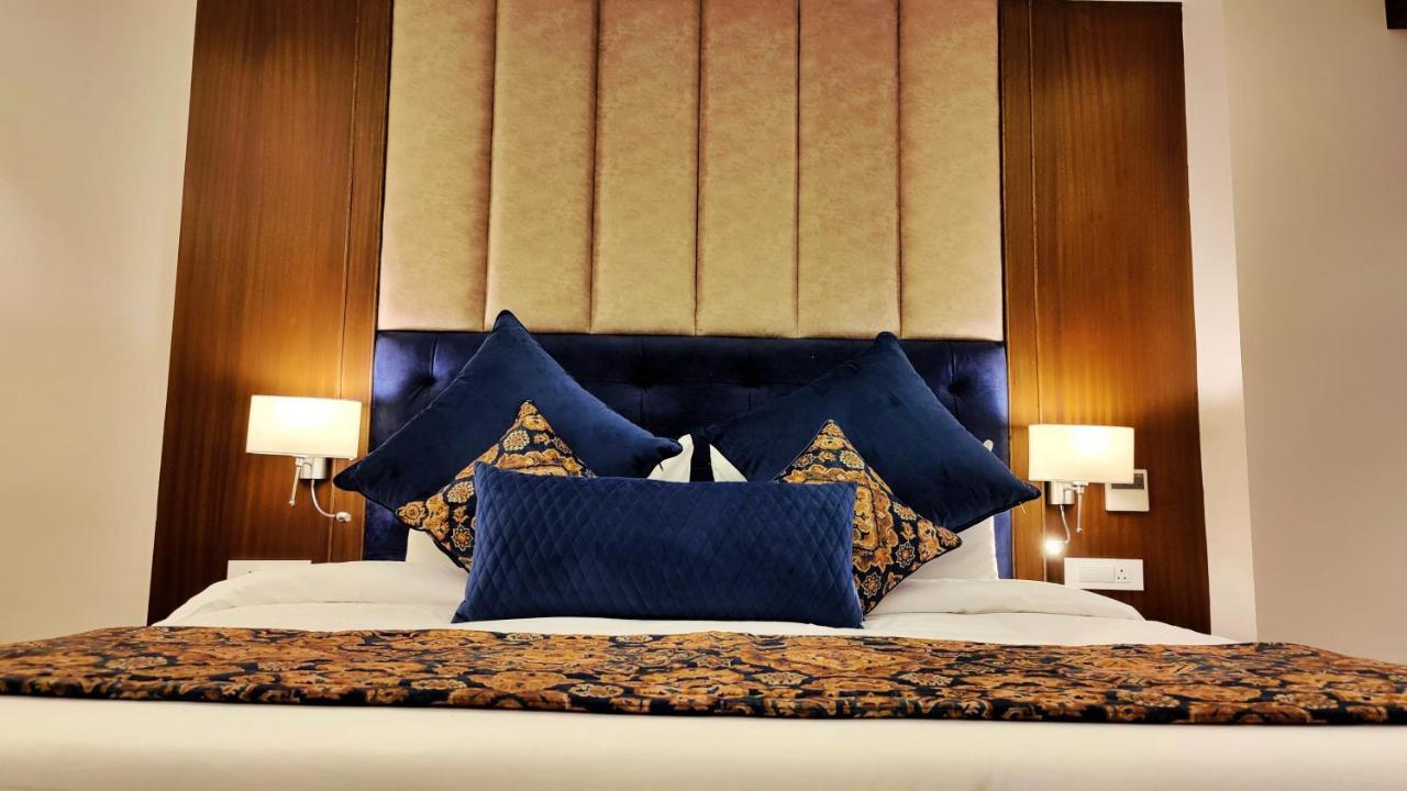 Royale Retreat - Luxury In 4*