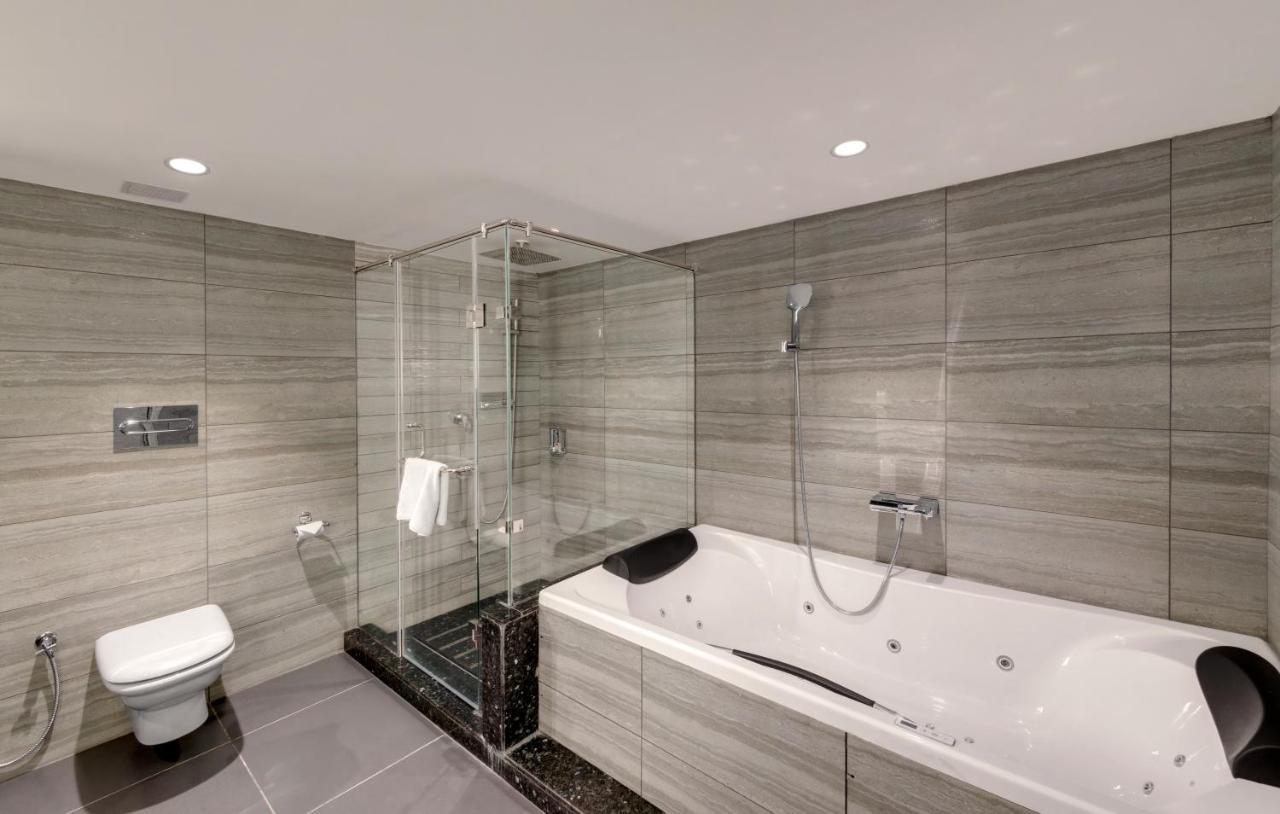 Hotel Marina- First Designer Boutique