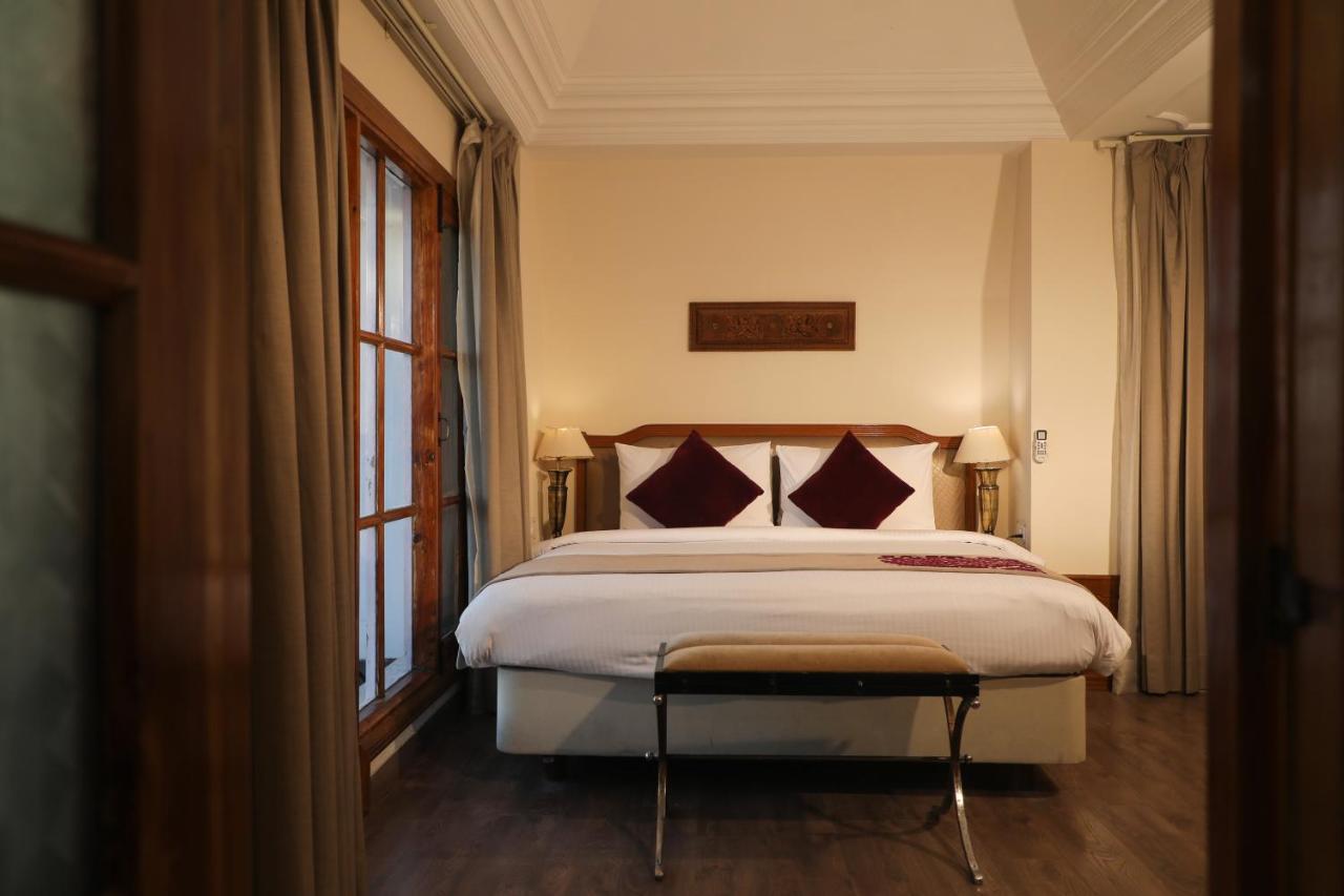 Marigold Sarovar Portico Resort 4*