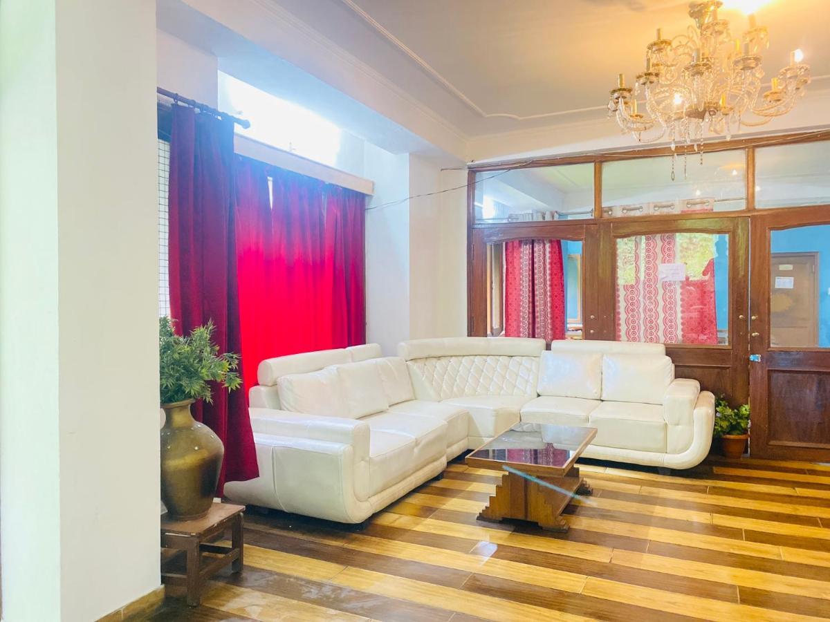 Hotel Tara With Terrace Restaurant Shimla