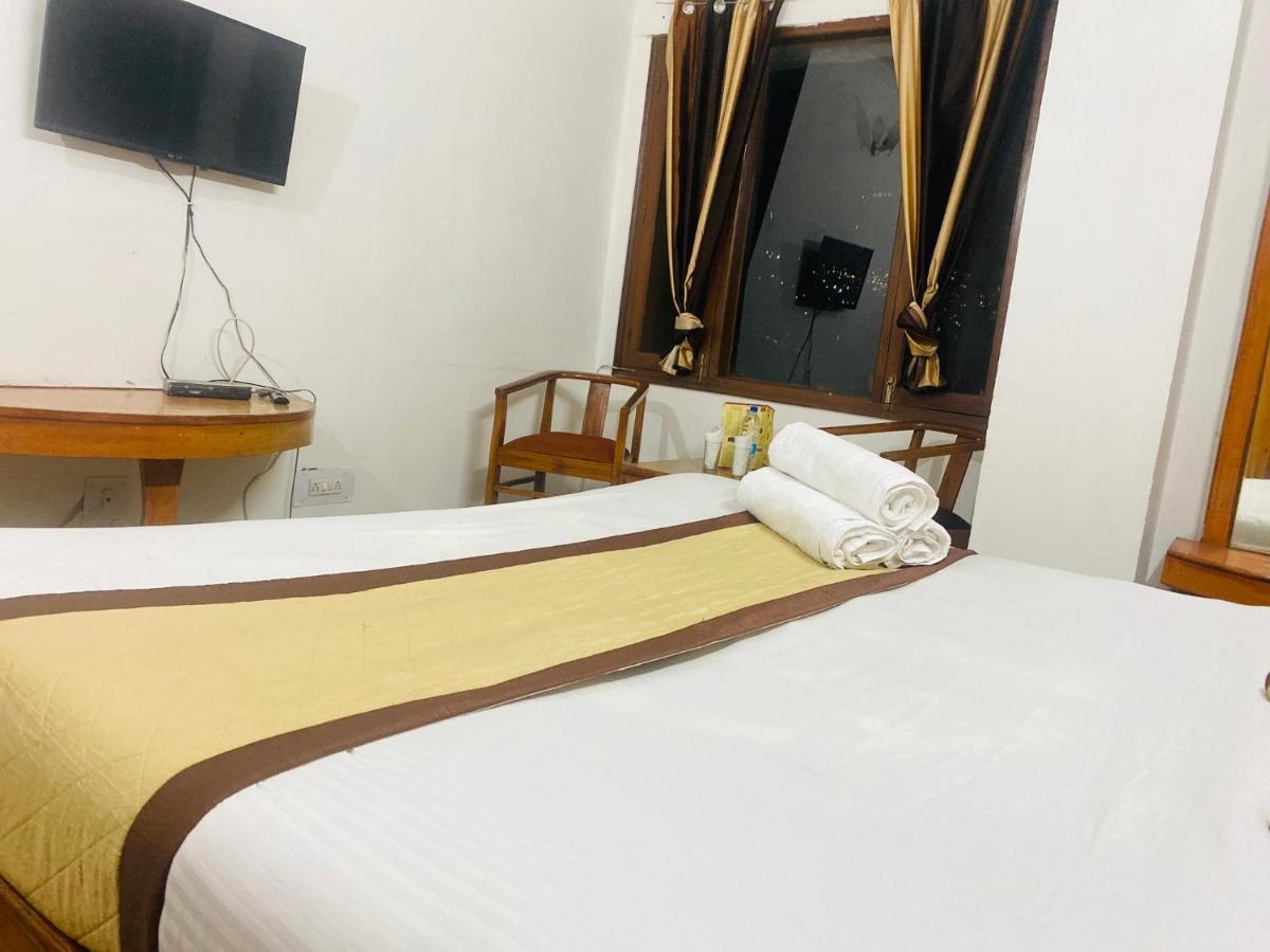 Hotel Tara With Terrace Restaurant 3*