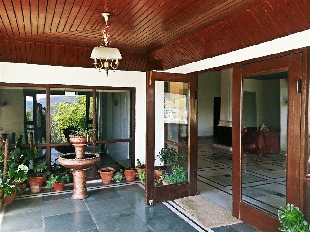 Royal Jardin Whistling Pines Resort