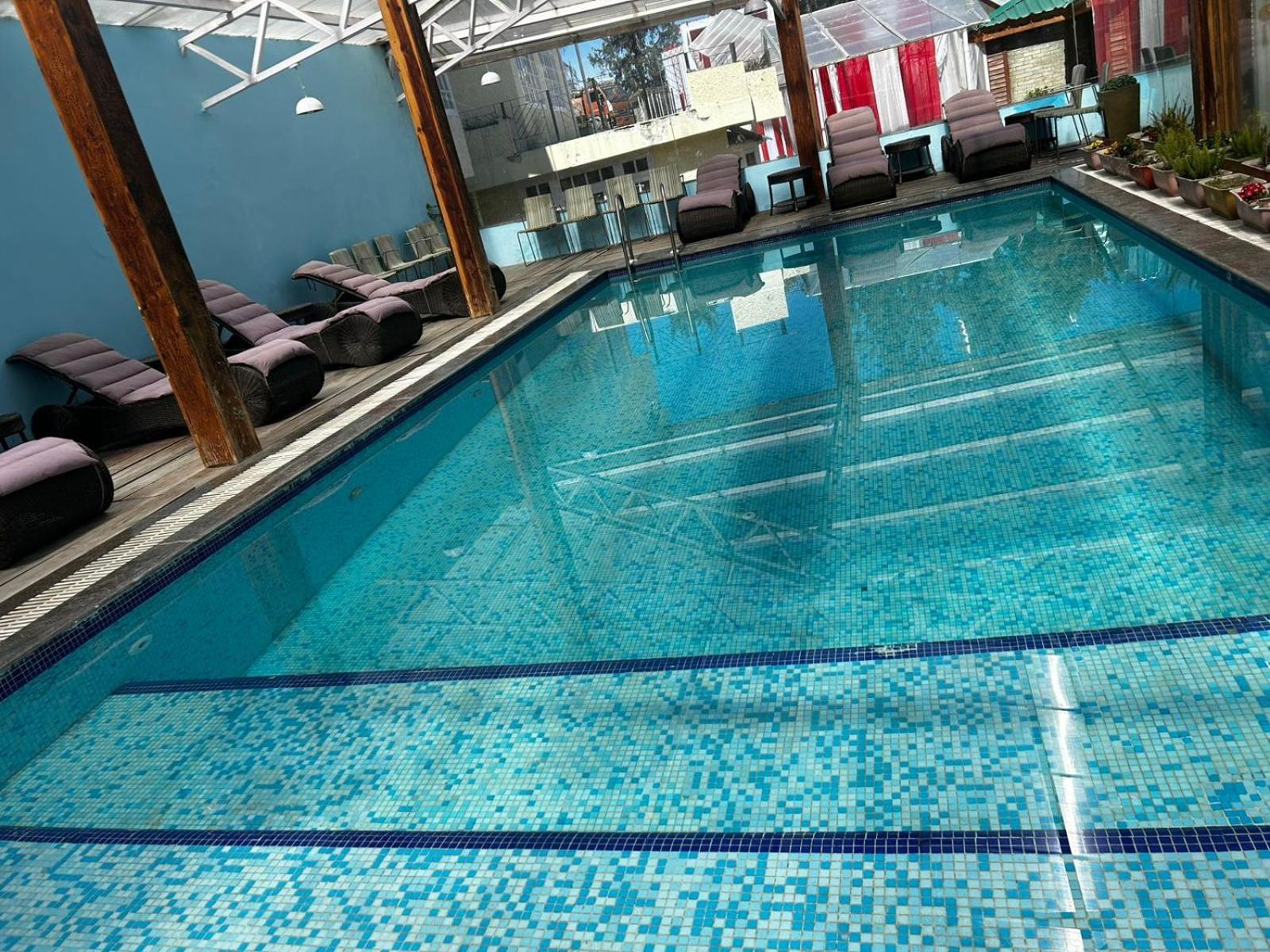 Royal Tulip Luxury Hotel, Kufri,