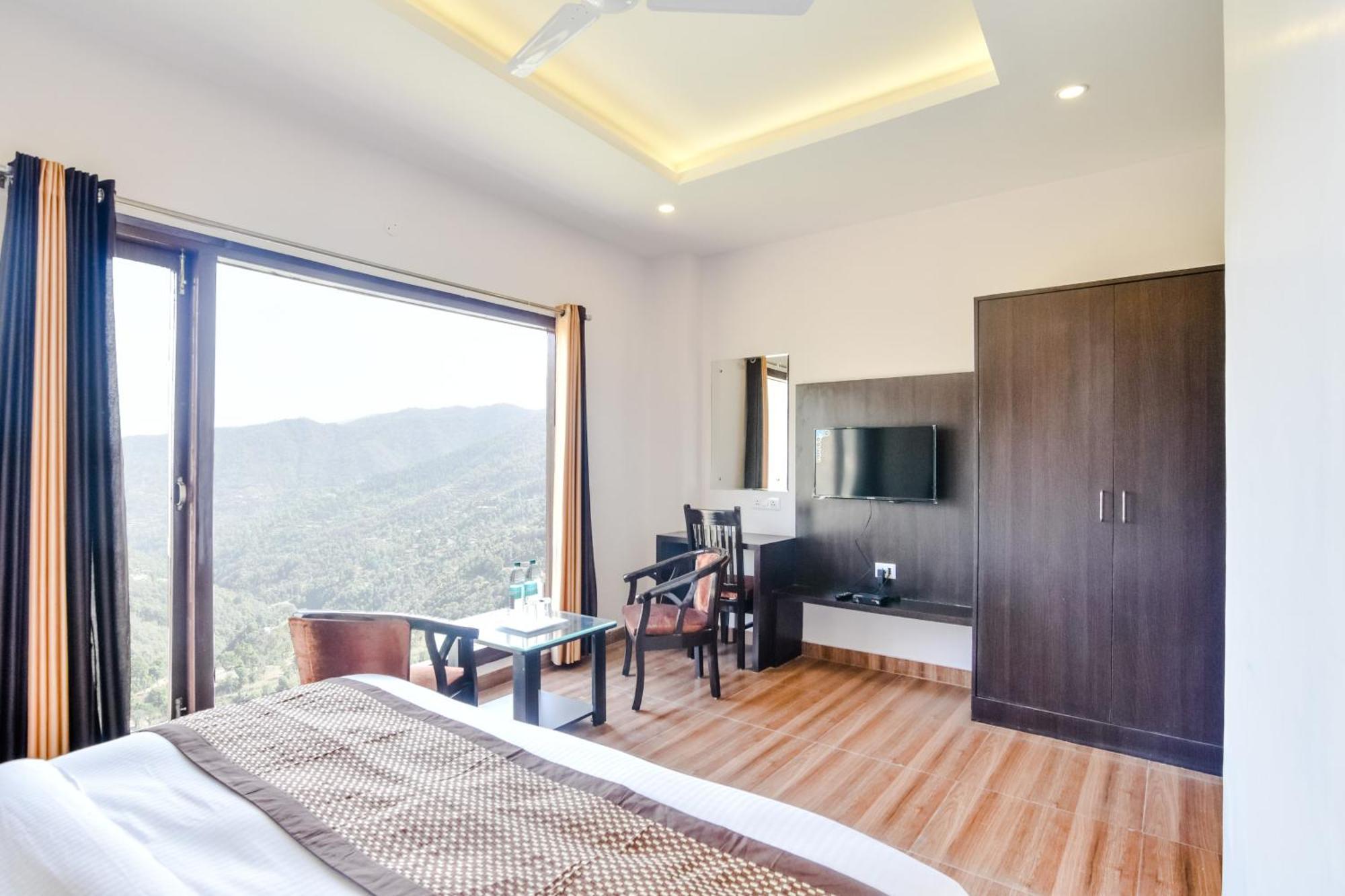 Kaithli Hills 3* Shimla