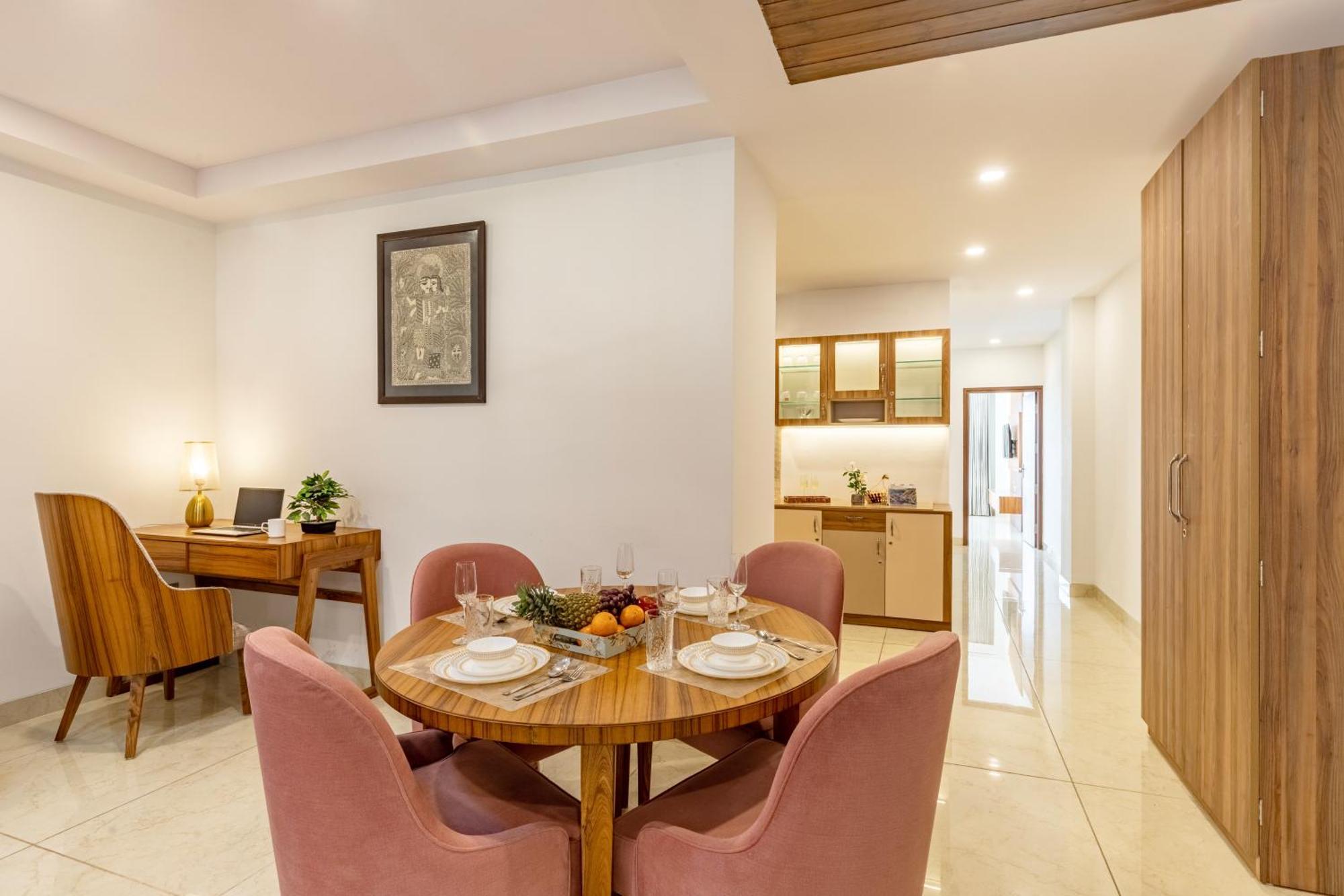 Alaya 2 Bhk With Hill View - Cliff Vista Shimla