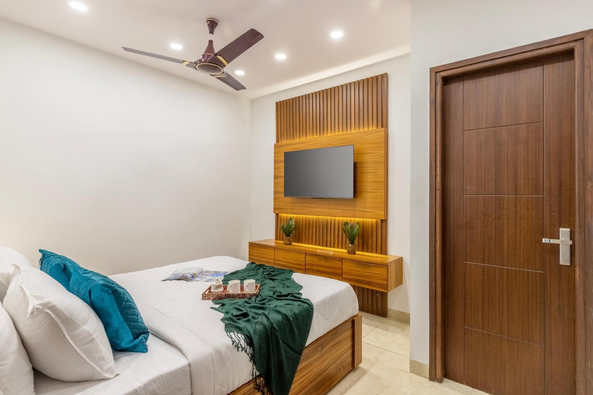 Alaya 2 Bhk With Hill View - Cliff Vista