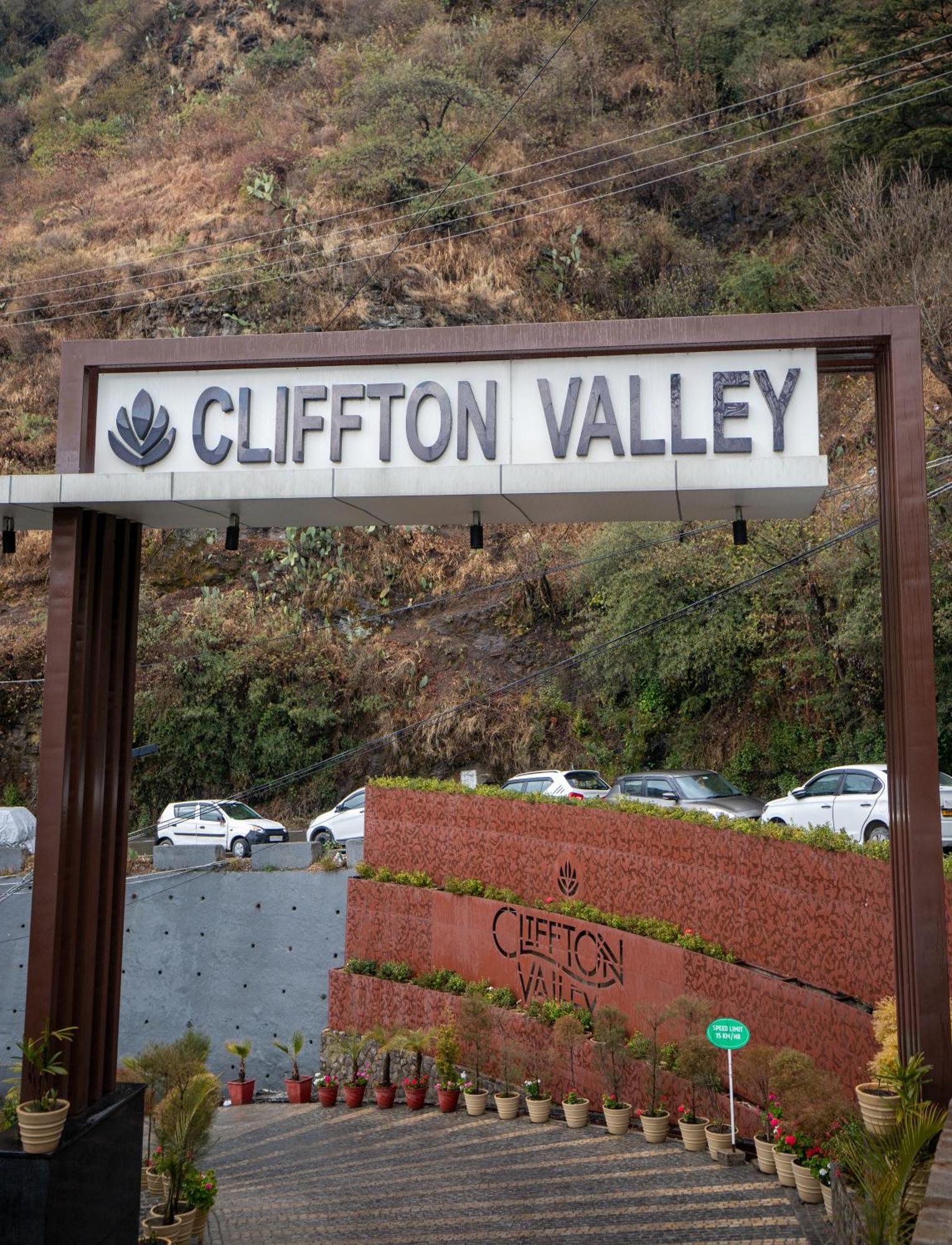 Alaya 2 Bhk With Hill View - Cliff Vista Villa