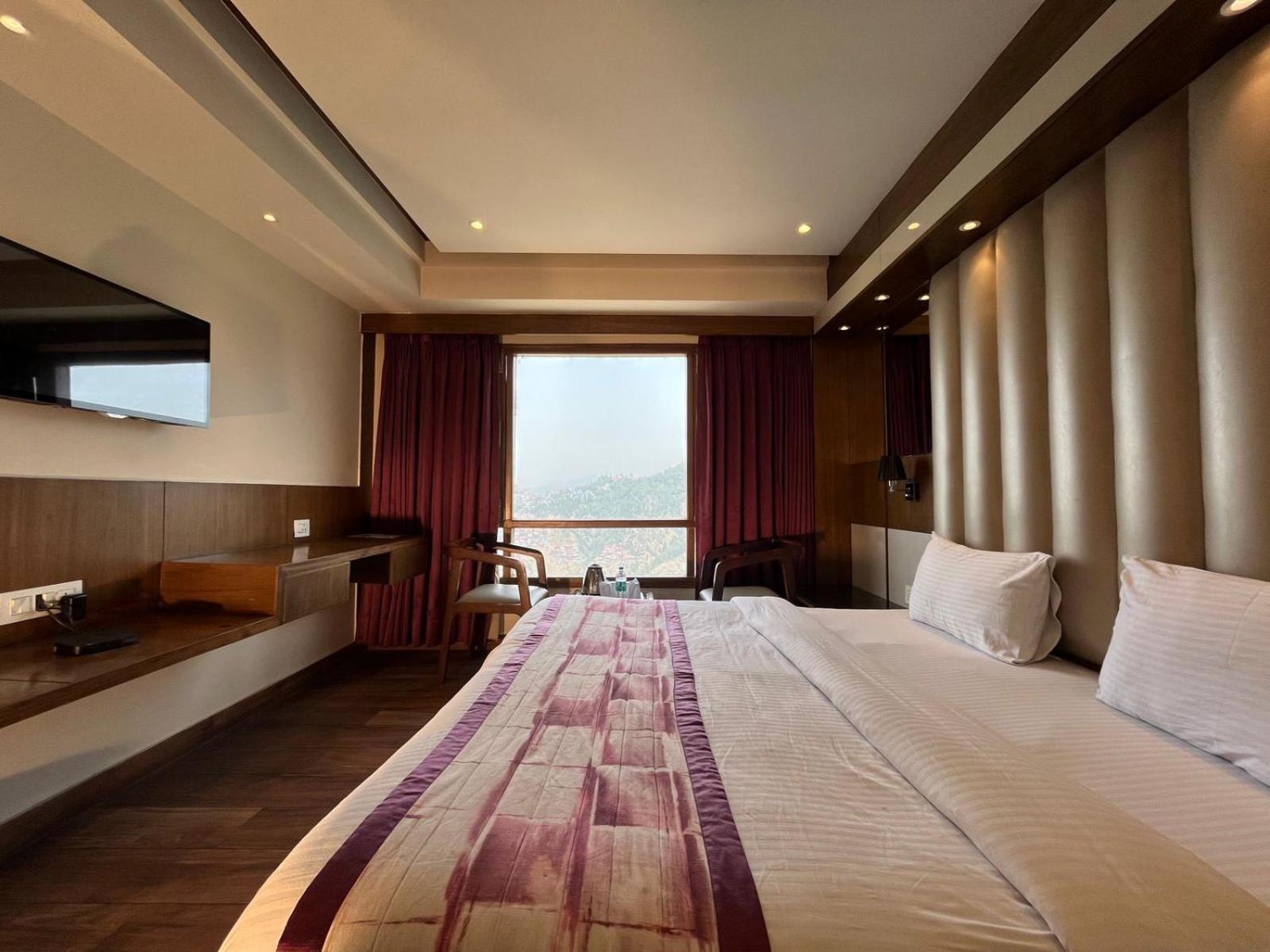 Mahaveer By Royal Collection 4*