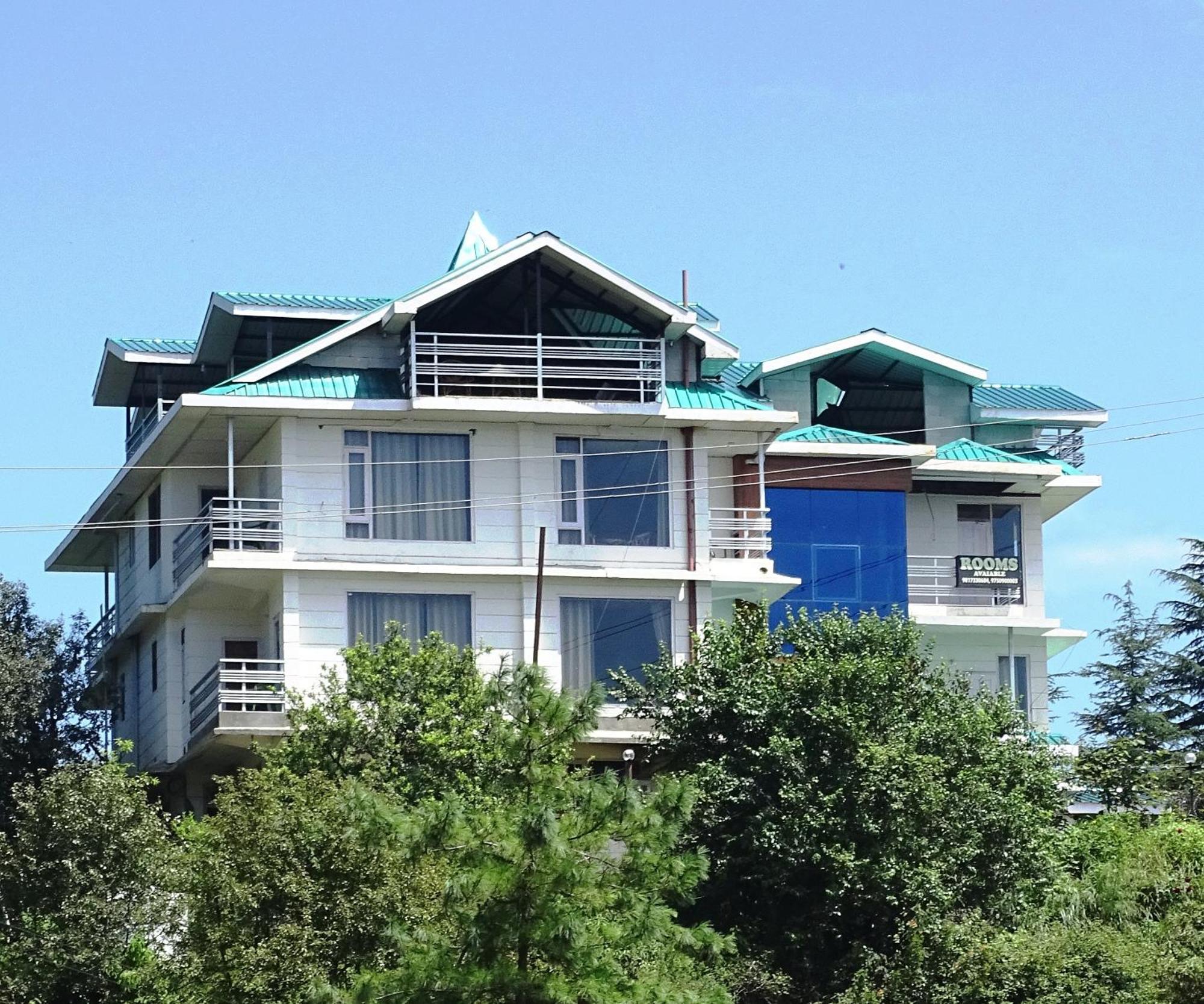 Humble Holiday Kufri Lodge Shimla