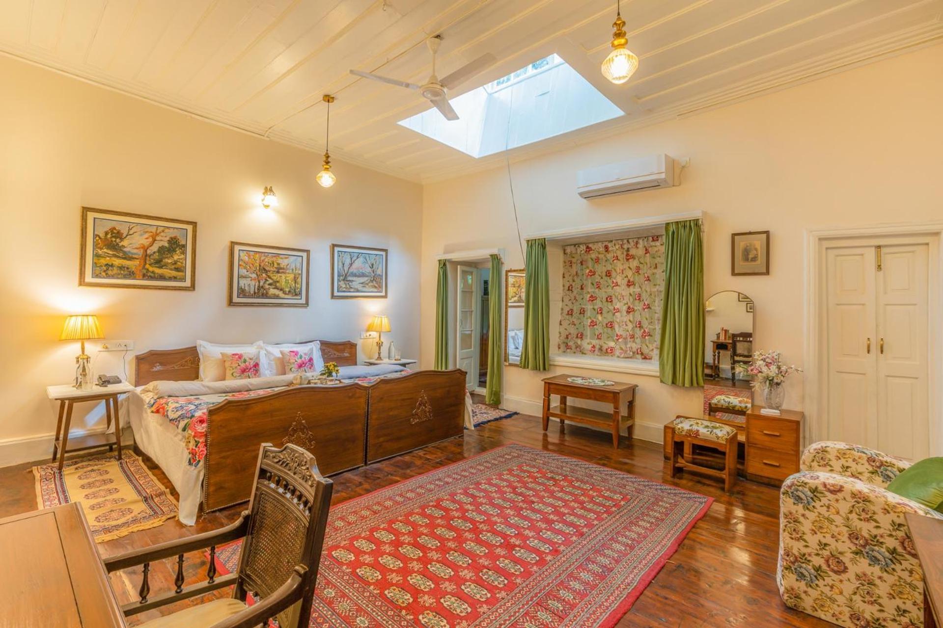 Stayvista At Rose - Bonfire & Scenic View Shimla