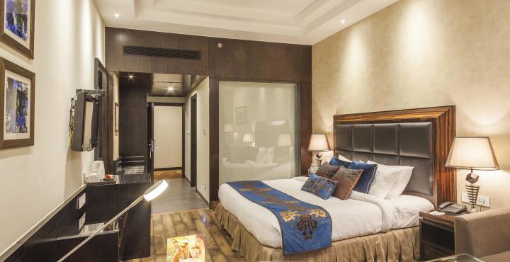 Hotel Marina- First Designer Boutique