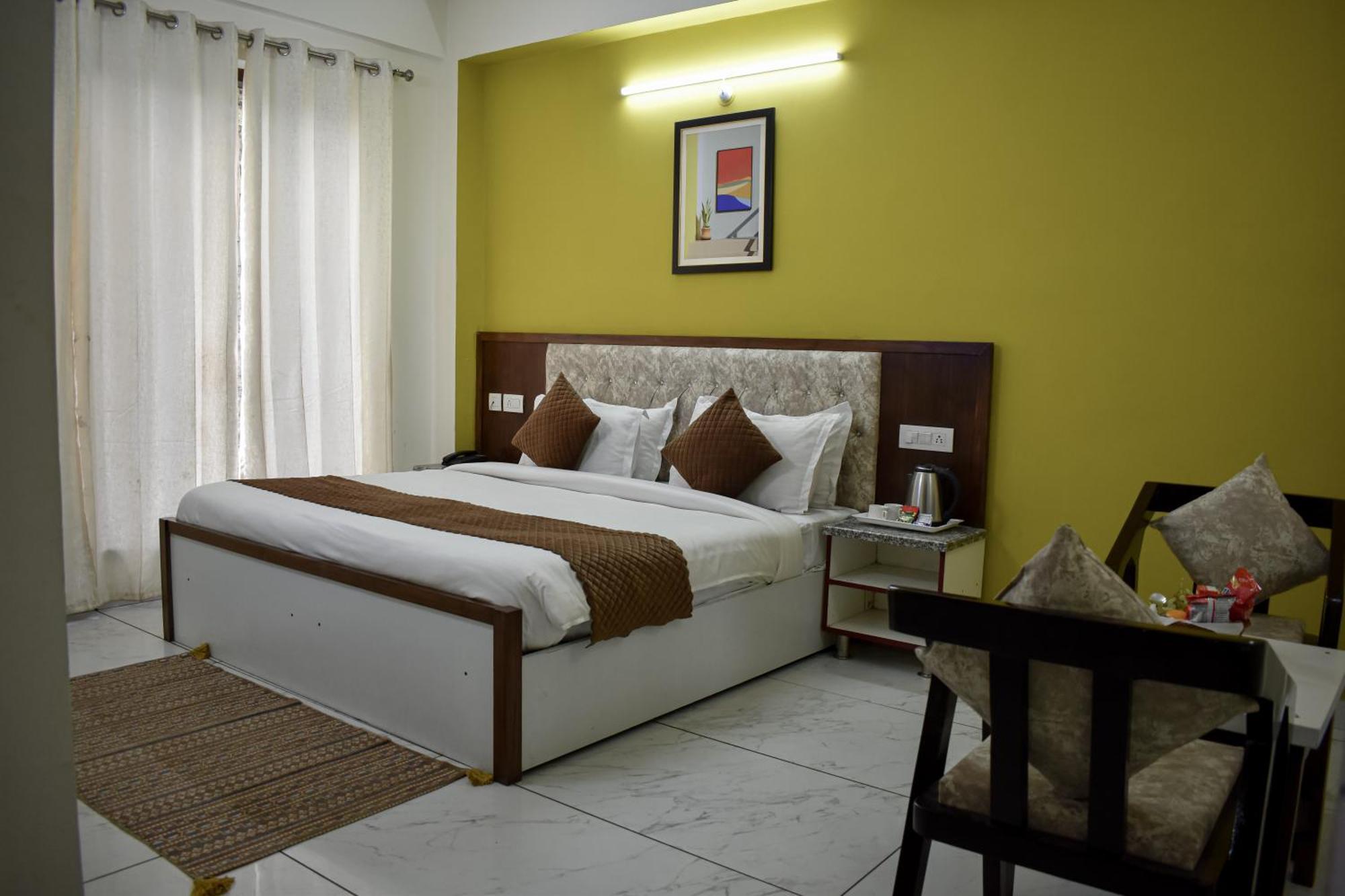 Bed & Breakfast The Ivory Pine Shimla